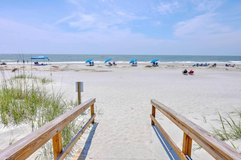 New Listing! Seagrove Villa 3A - Luxurious Ocean View! Isle of Palms Exterior foto